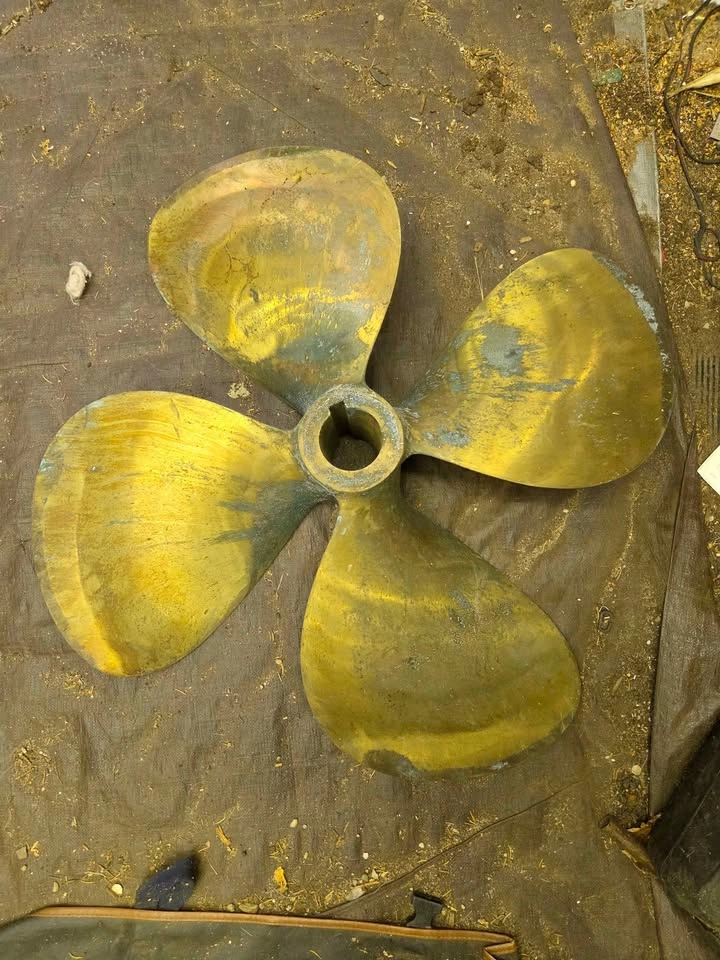 Boat prop - photo 3