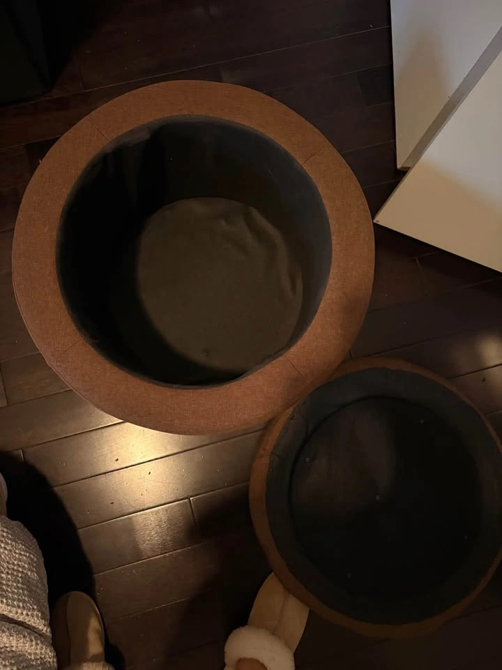 Round Tufted Storage Ottoman - photo 3