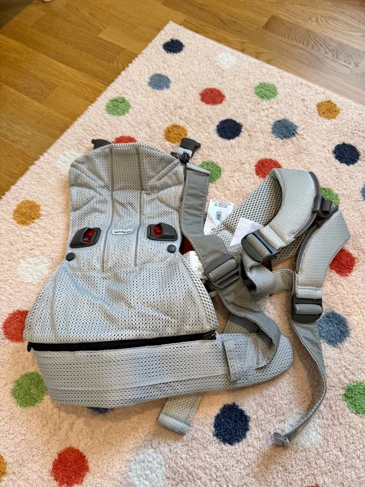 BabyBjörn Baby Carrier One Air