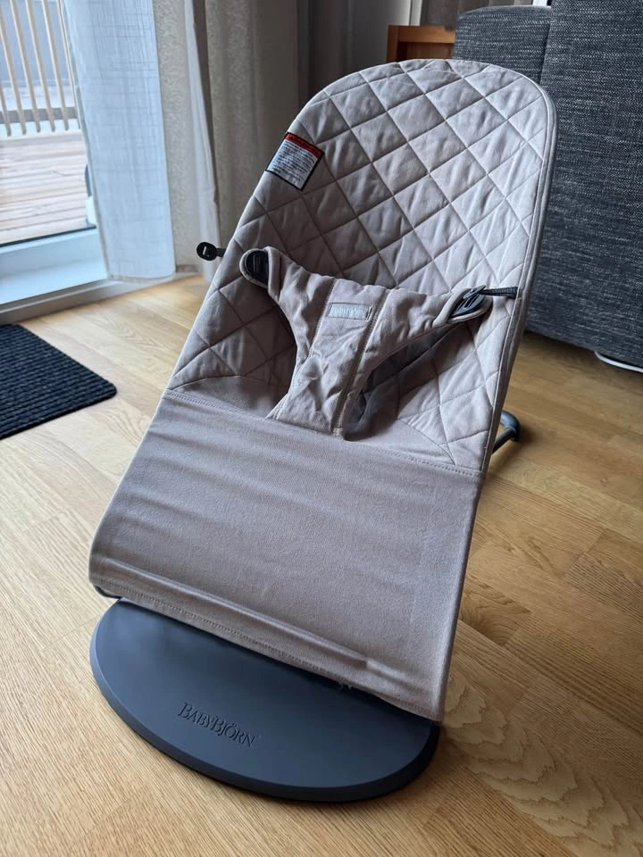 BabyBjörn Bouncer Bliss - Bag & Toys Included - photo 2