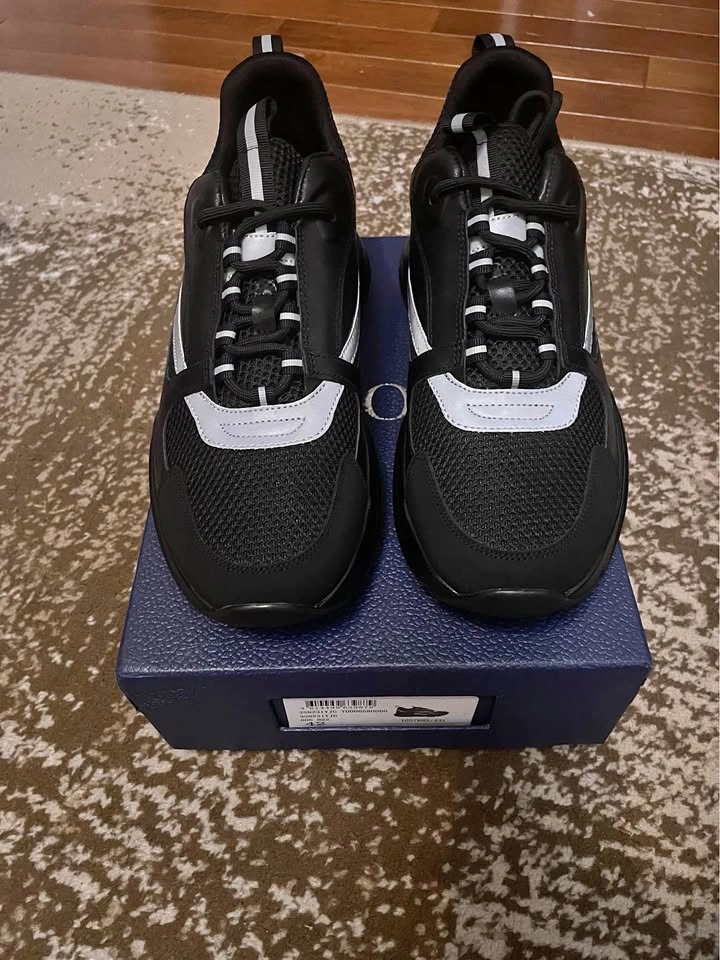 Brand New Black B22 Size 10