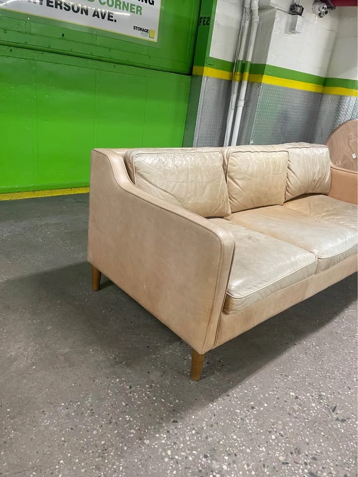 West Elm Hamilton Leather Sofa – 91” | Free Delivery - photo 2