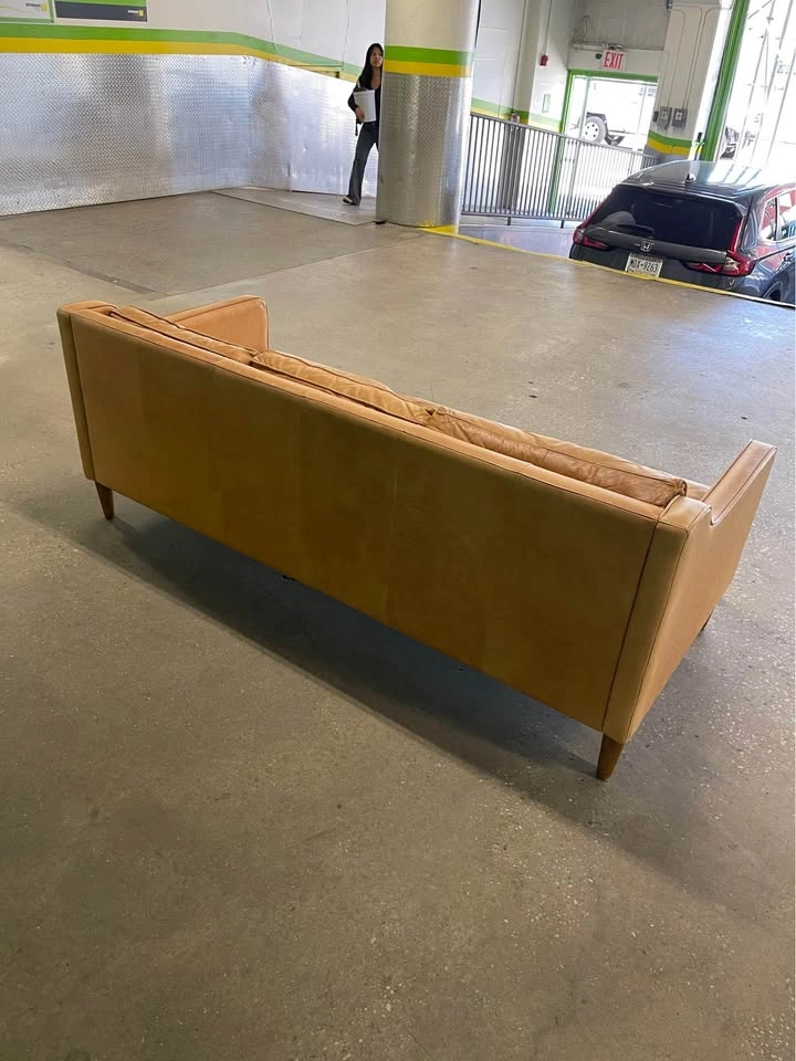 West Elm Hamilton Leather Sofa – Free Delivery - photo 5