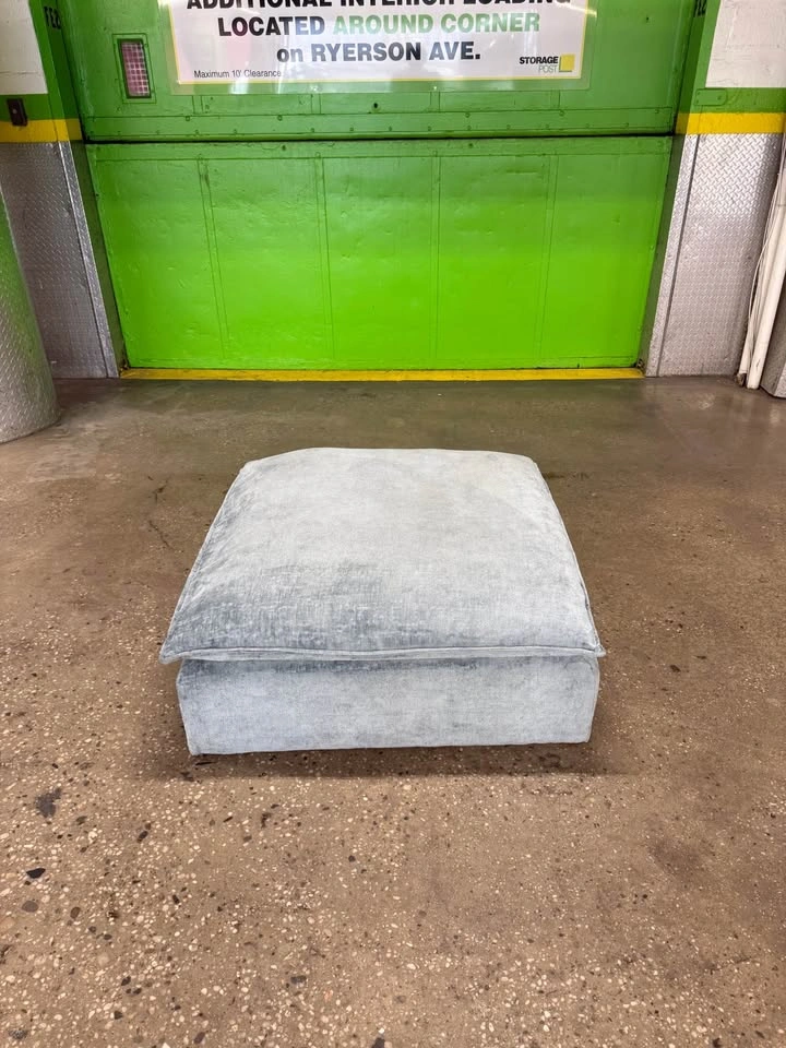 Joybird Oversized Ottoman Silver Gray Velvet - FREE DELIVERY - photo 4