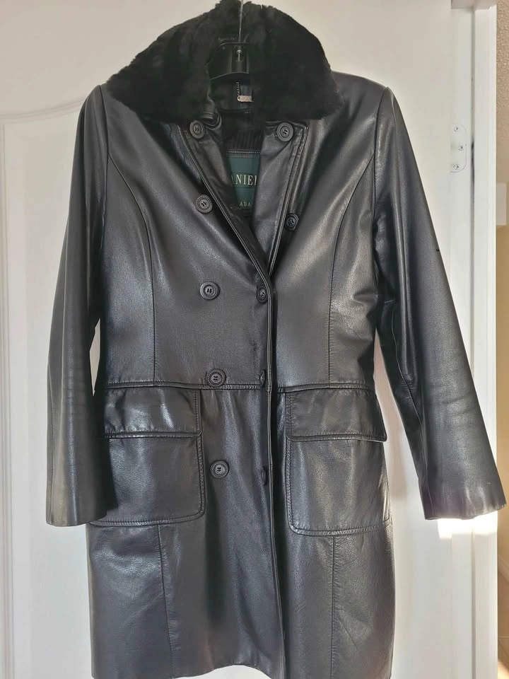 Women's Danier 3/4 Length Black Leather Jacket
