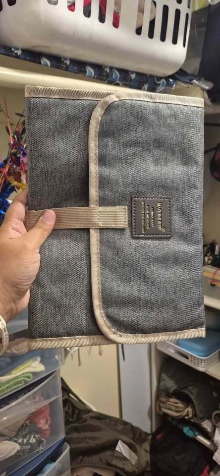 Waterproof Travel Changing Pad - photo 4