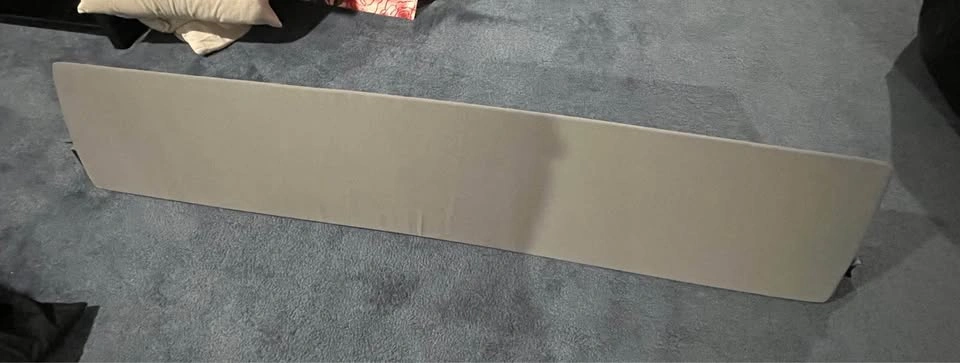 Moavica Queen Size Bed Wedge - Grey - photo 2