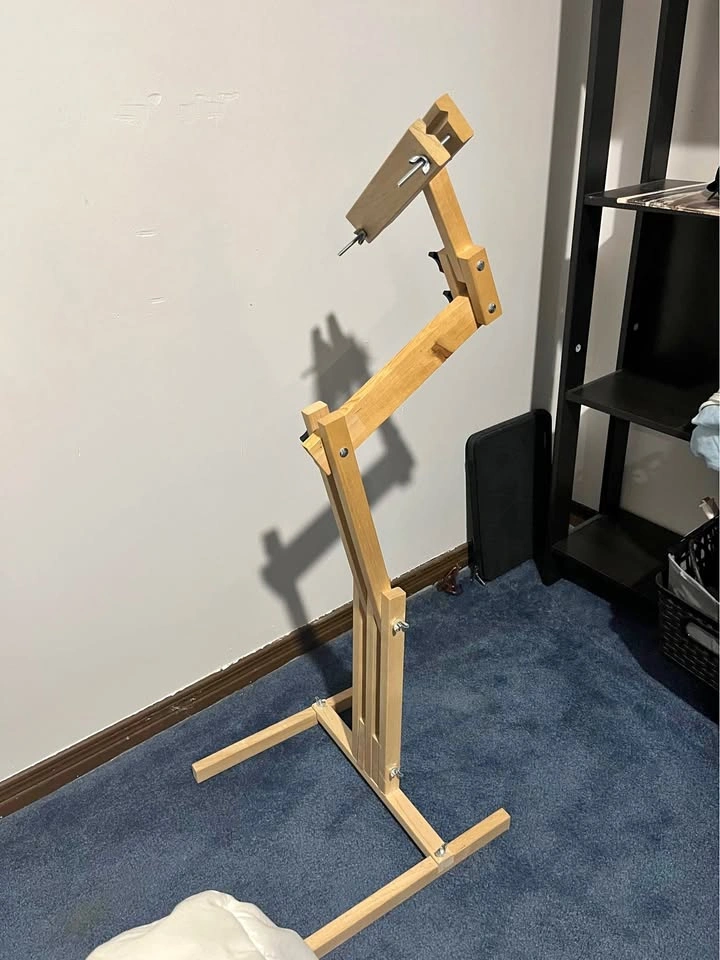 Embroidery stand