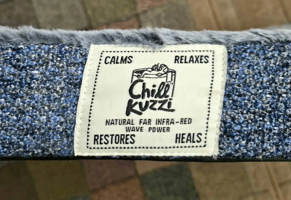 CHILL KUZZI FAR INFRARED DUAL-BOLSTER DOG BED CRATE PAD