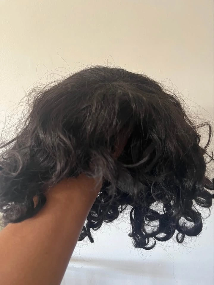 Soft and curly human hair wig - photo 3