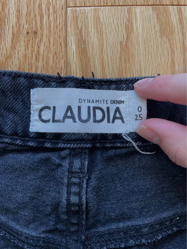 Dynamite Denim Claudia Black Shorts Size 0/25 - photo 4