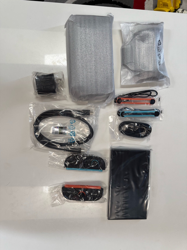 Bnew Nintendo Switch 2 No Game Free new Spigen Case - photo 2