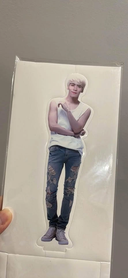 Jonghyun SHINee The Saem Standee - photo 2