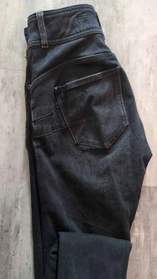 Guess Skinny Jeans - Size 25 - photo 2