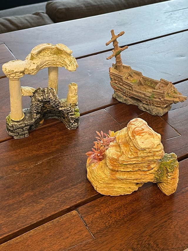 3 Aquarium Ornaments (10-13 cm) - photo 2