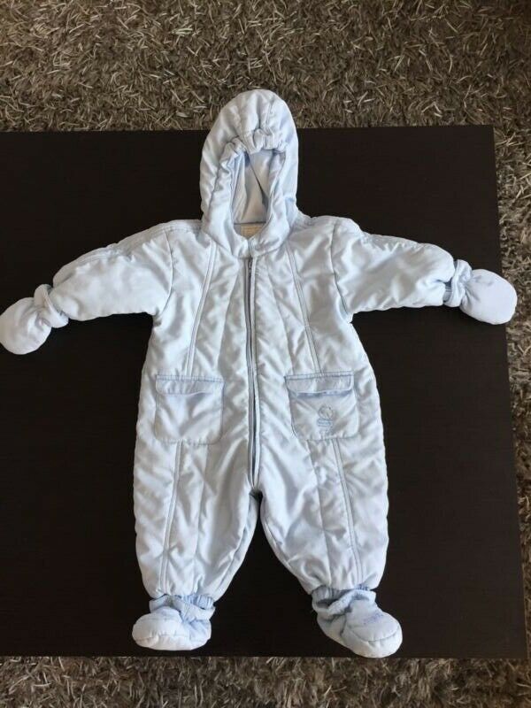Baby Pramsuit with mitts and booties, 6-12 mths. 74cm