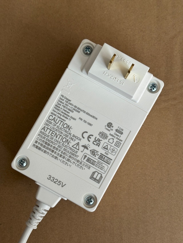 FRIWO 24V 1A Power Supply 24W - 18AWG Off White - photo 2