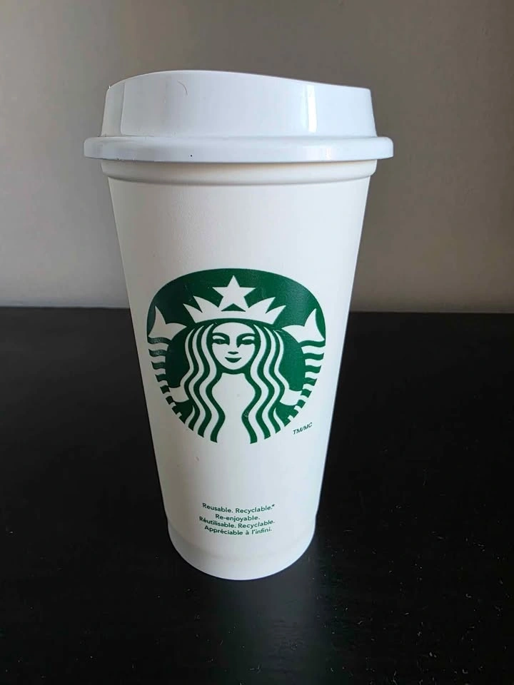 Starbucks White Cup Contest 2014 Art by Brita + Bonus Cup - photo 4