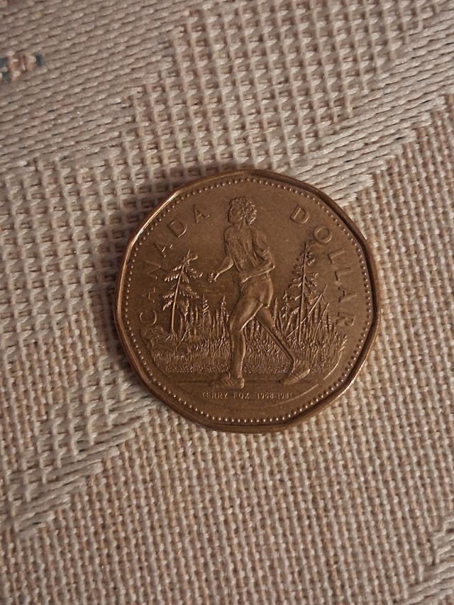 2005 Terry Fox Commemorative $1 Loonie Coin - Marathon of Hope