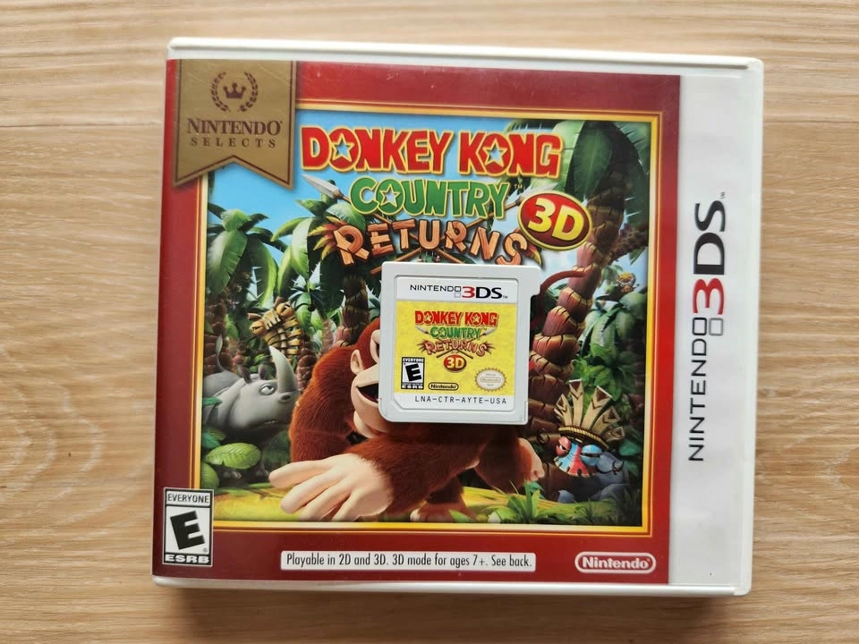 Nintendo 3DS Games - Donkey Kong Country Returns 3D & New Super - photo 2