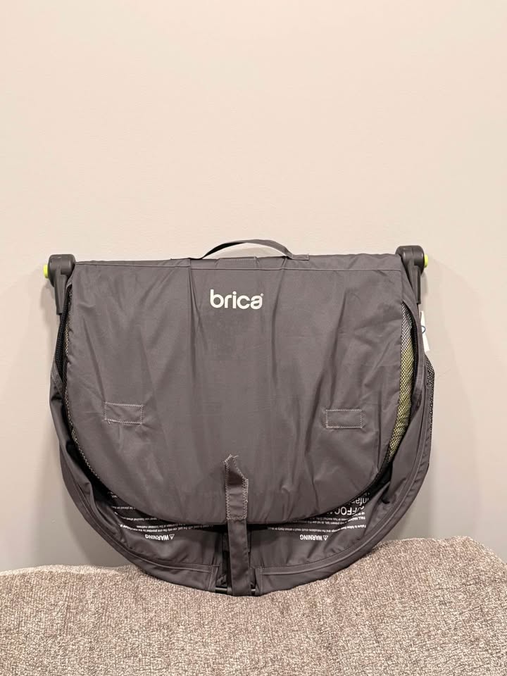 Brica Fold and Go Travel Bassinet - photo 2