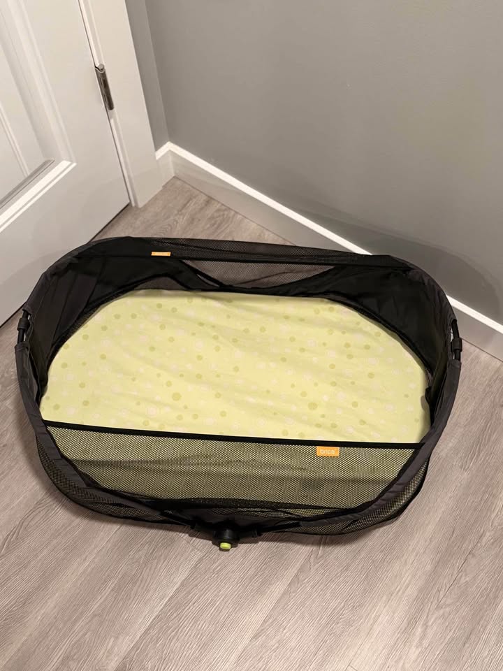 Brica Fold and Go Travel Bassinet - photo 3