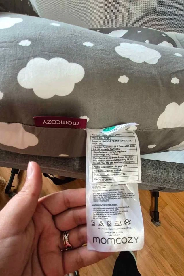 Momcozy Nursing Pillow - photo 3