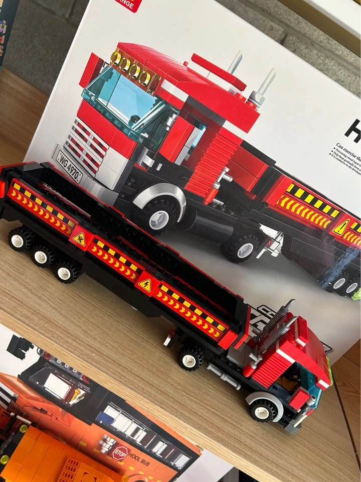Lego Compatible School Bus / Truck Building Blocks - photo 3
