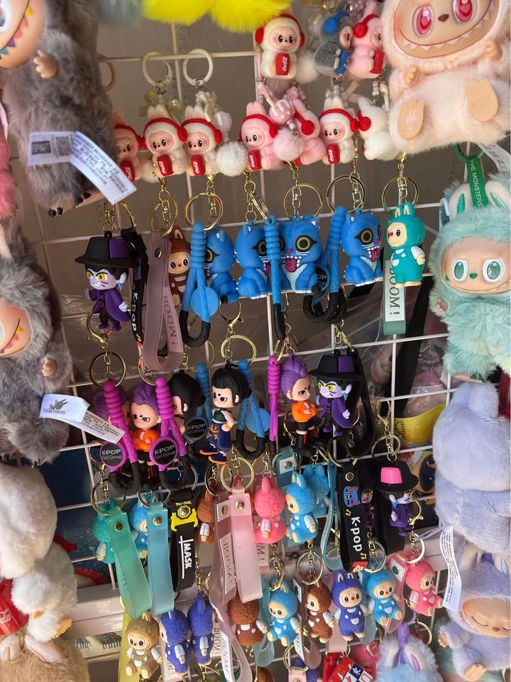 Cute Plush Keychains & Bag Charms - photo 4