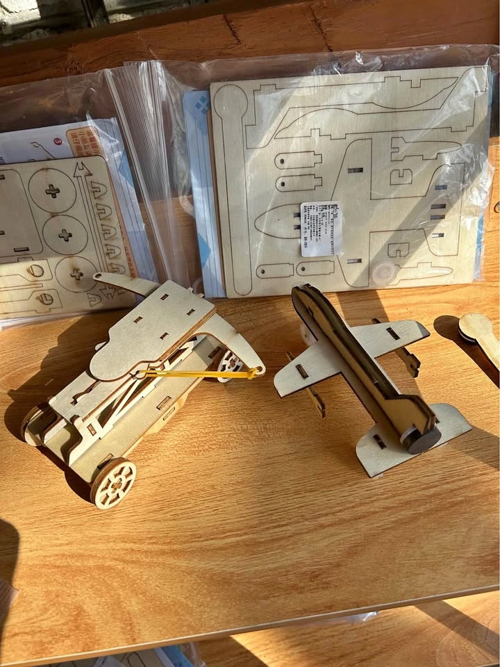 STEM DIY 3D Wooden Airplane and Car Model Kit