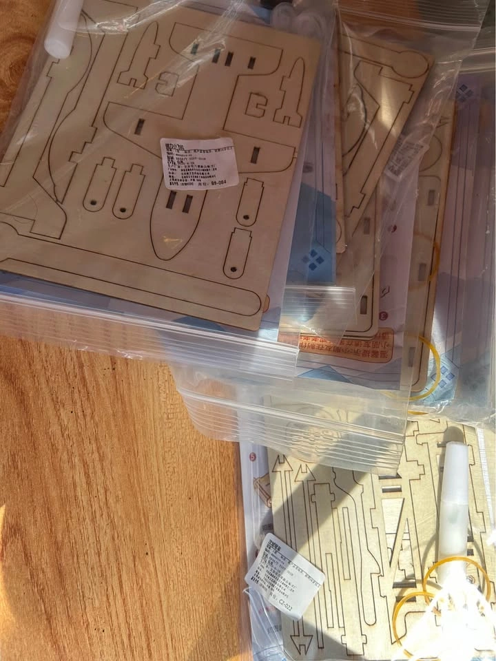 STEM DIY 3D Wooden Airplane and Car Model Kit - photo 4