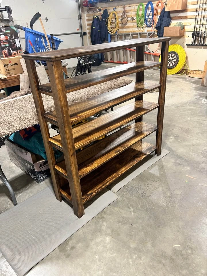 Custom Shoe Stand - photo 2