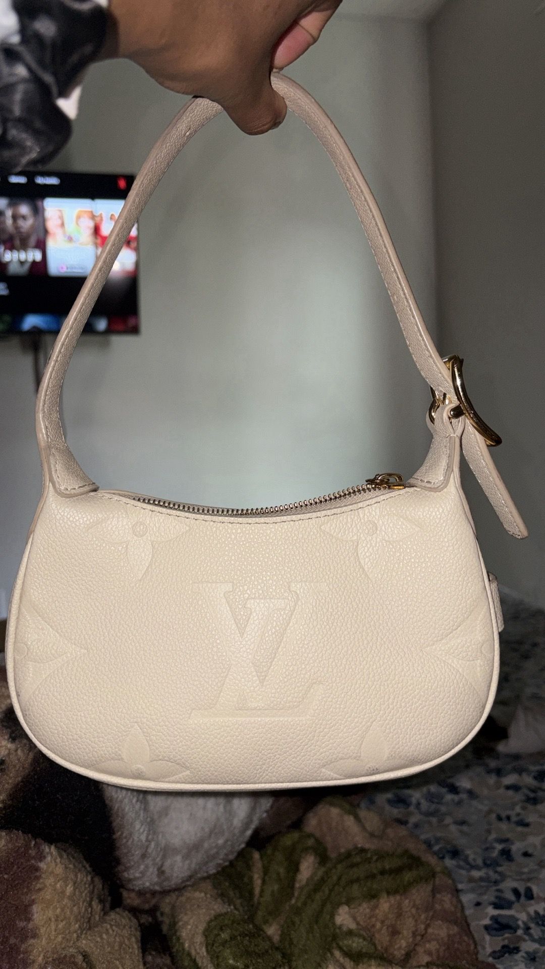 Louis Vuitton Moon Shoulder Bag Monogram Empreinte Giant - photo 2