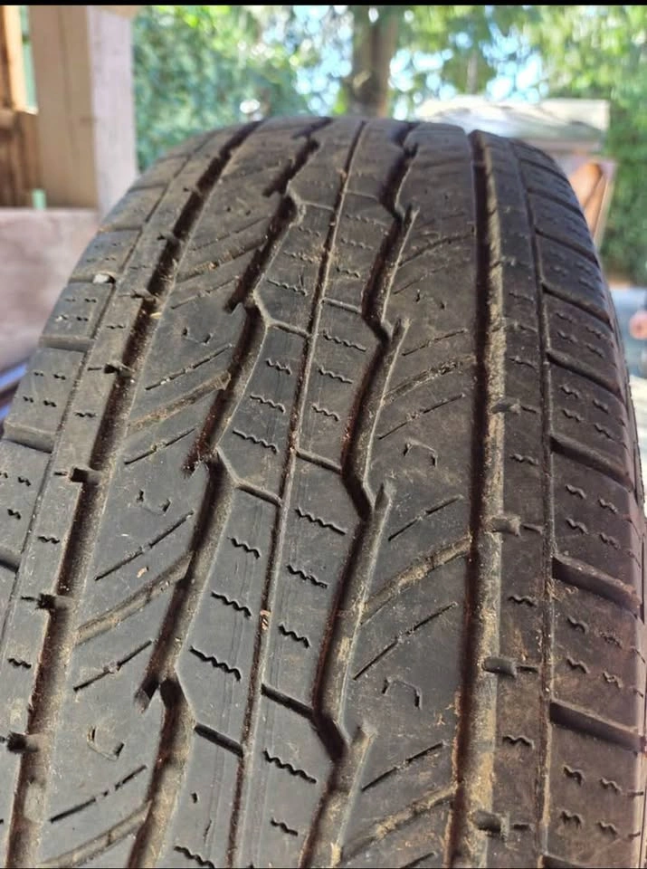 General Grabber 255/70 R17 Tires - photo 2