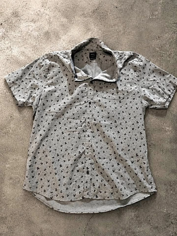RVCA XXL Slim Fit Short Sleeve Button Up Shirt