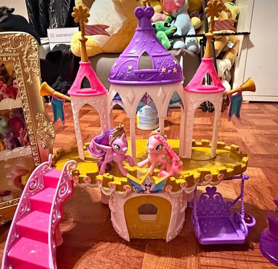 BRAND NEW My Little Pony Friendship Castle Playset - Twilight Sp