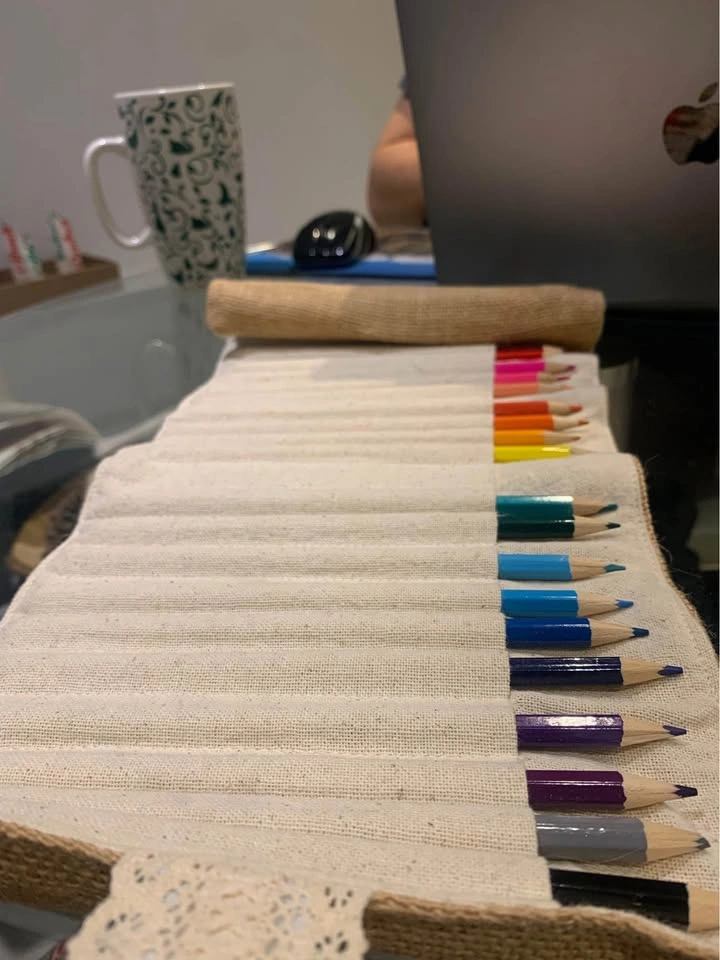 Set of 24 Coloured Pencils