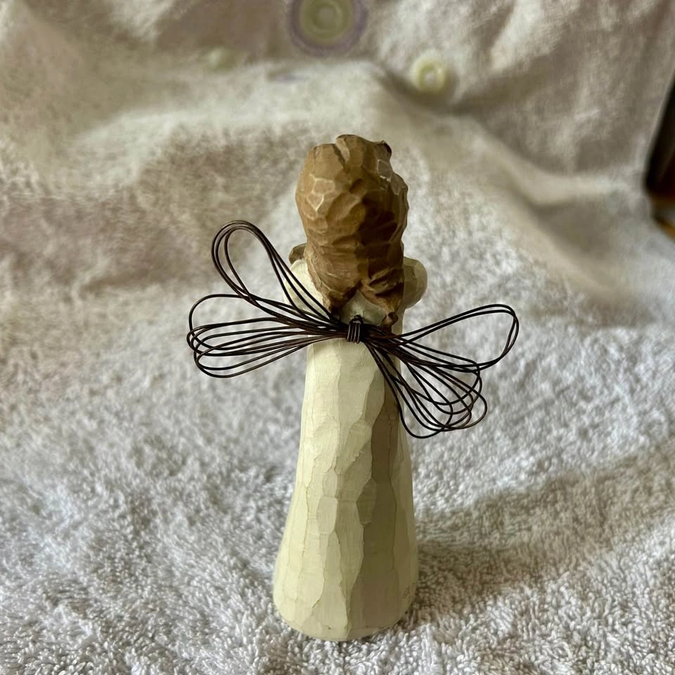 Willow Tree "Angel of Freedom" Figurine - photo 3