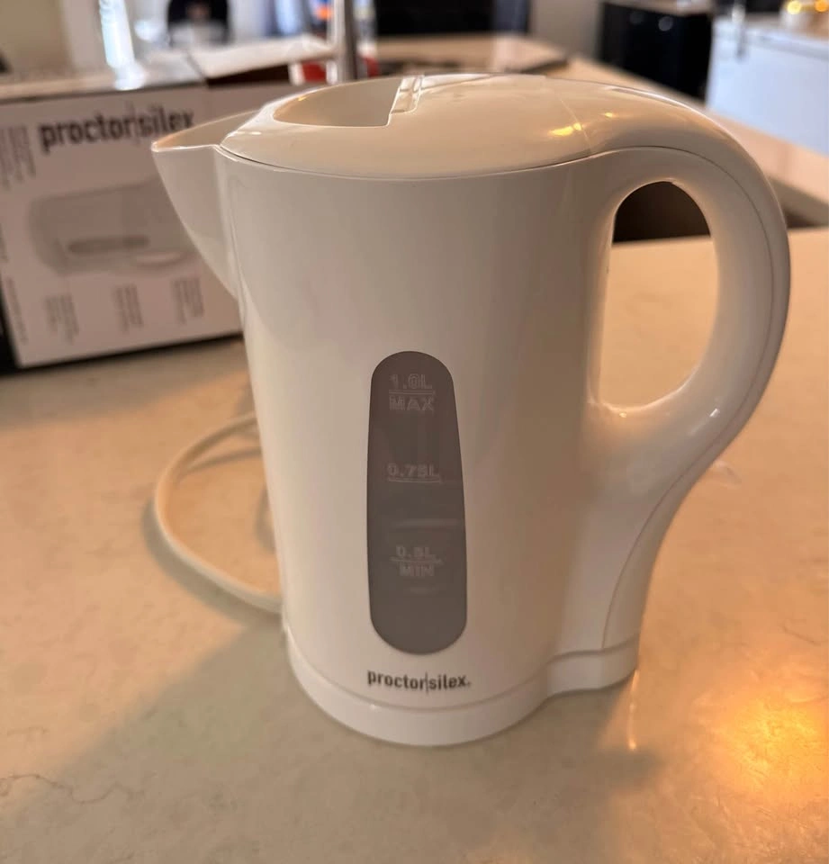Proctor Silex Electric Kettle - photo 2