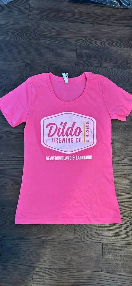 NEW Funny Tee from Dildo Newfoundland Brewery women’s small PINK