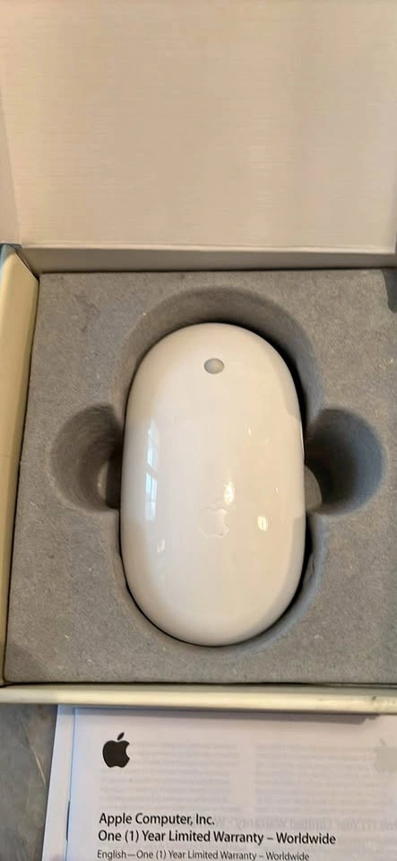 Apple Wireless Mighty Mouse in box Model A1197