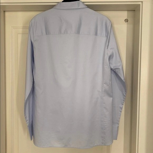 NEW Women's RW&CO Medium Ice Blue Stretch Cotton Button Up Shirt - photo 2