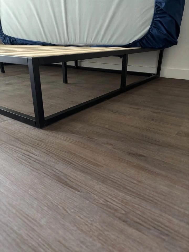 Full Size Bed Frame - Solid Metal & Wood Slats - photo 3