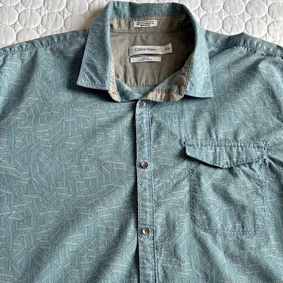 Men's XL CALVIN KLEIN Body Fit Shirt