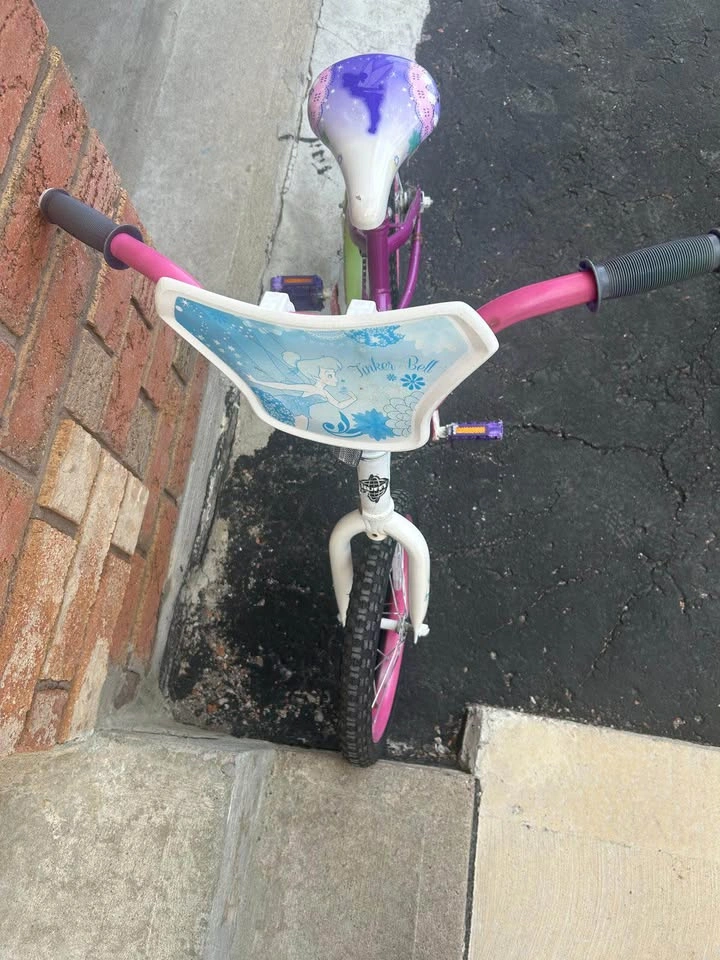 16 inch Girls bike - photo 5