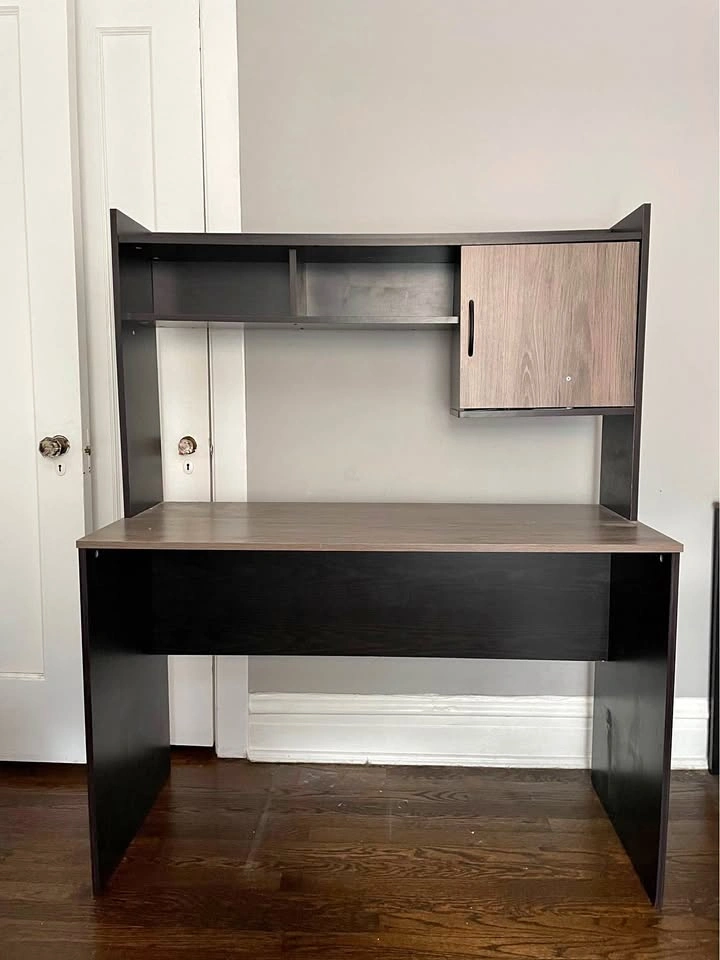 Desk with Hutch and Side Extension
