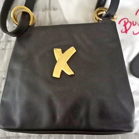 Vintage Black Paloma Picasso Italian Leather Shoulder Bag with G