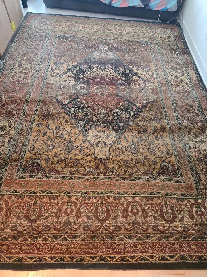 Large Beautiful Mauve Traditional Area Rug - MADE IN CANADA - photo 2