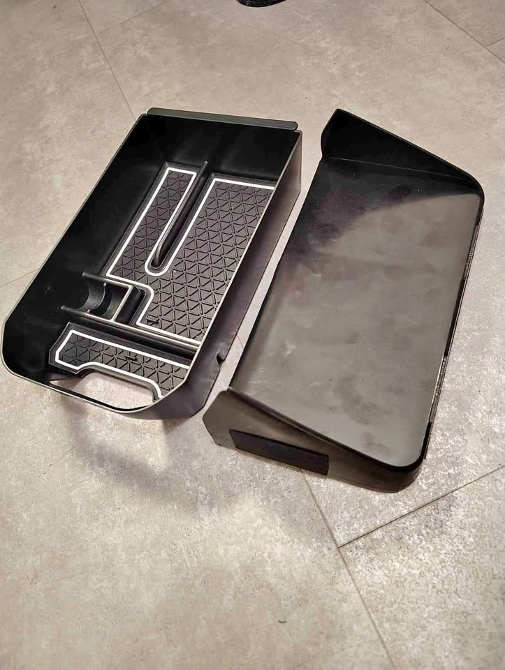 2015-2019 Toyota RAV4 Console & Armrest Organizers
