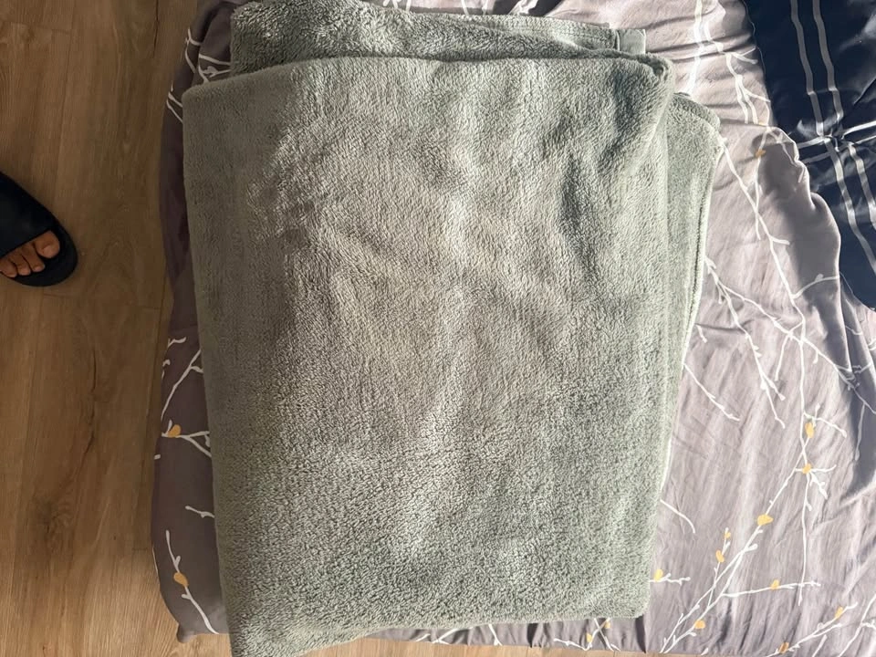 Kirkland Plush Blanket - King - photo 2